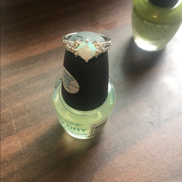 opal ring - Picture 3 of 4